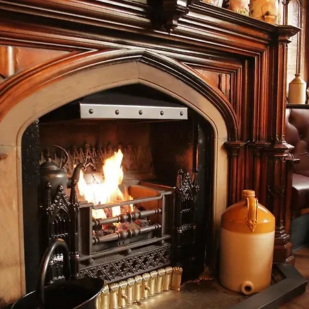 Inn Masons Arms 4*